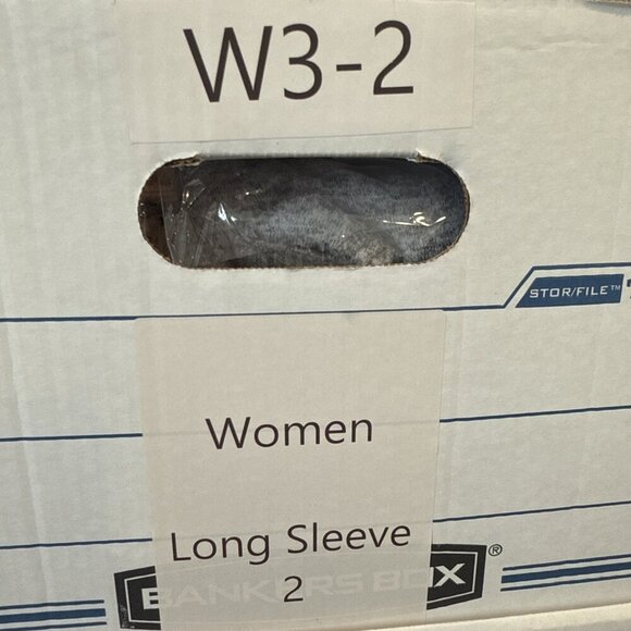 Peanut's Flannel, Size XS Snoopy, Charlie Brown, Woodstock, Linus, Lucy, & Sally - Picture 6 of 6